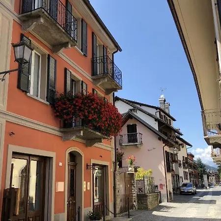 Dimora D'artista 住宿加早餐酒店 4*